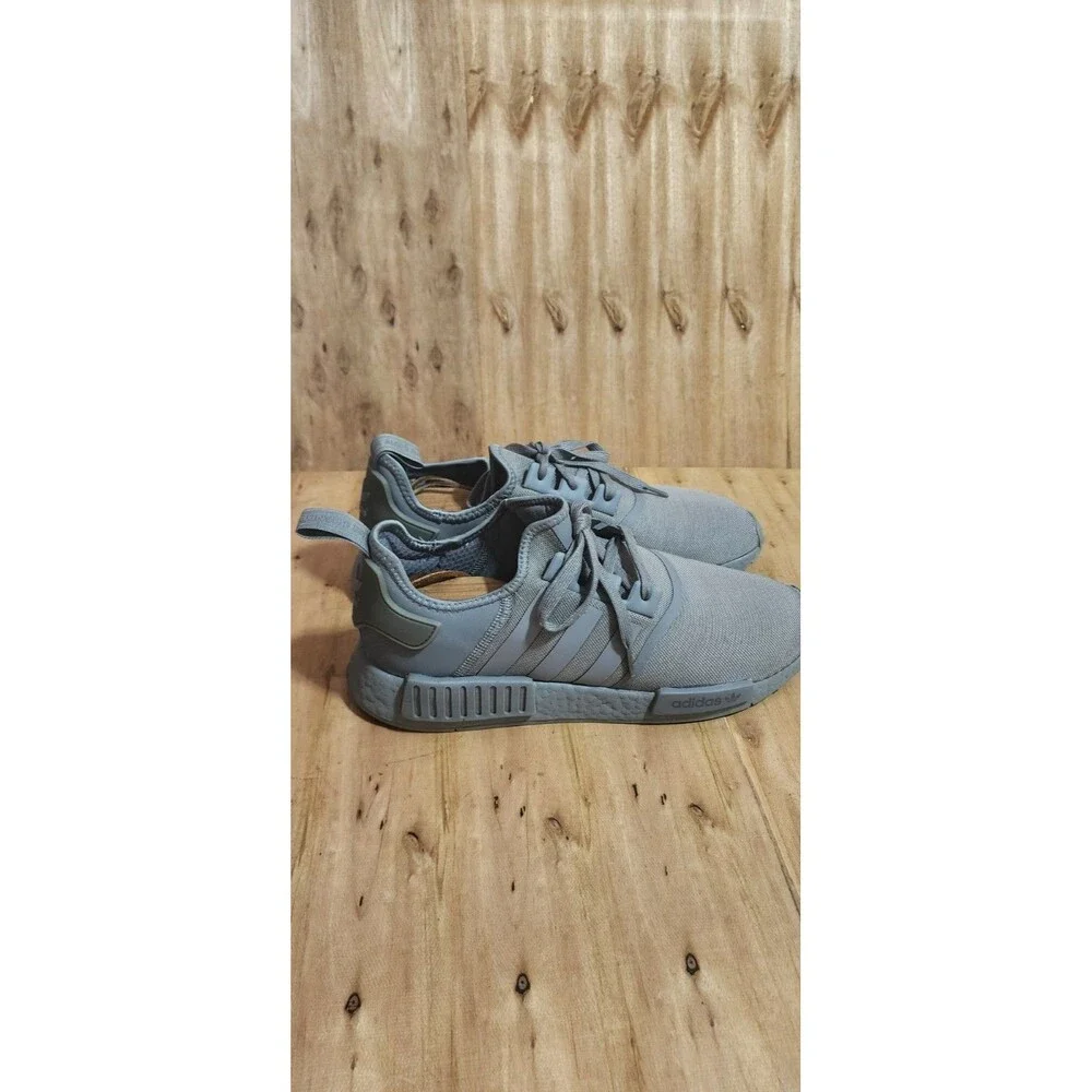 Adidas  NMD_R1 Primeblue Black Cloud White Grey Sneaker GZ9258 Men's Shoes Sz 13